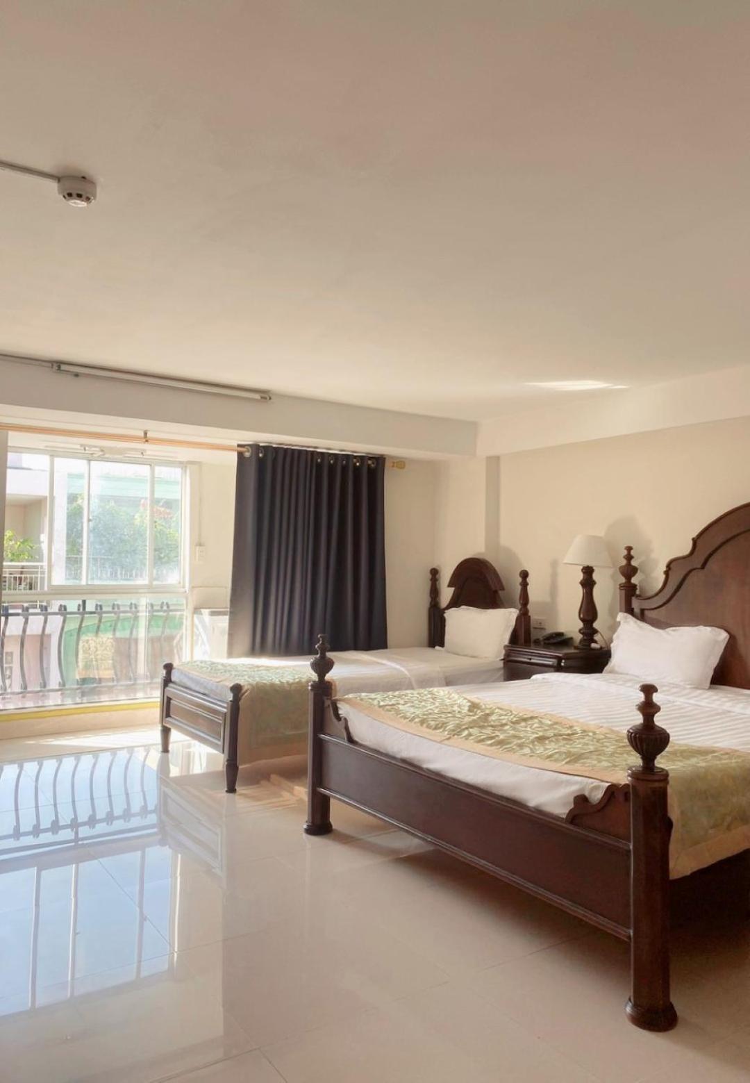 Hotel Hoang Le *